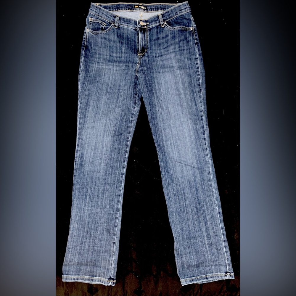 Women’s Lee Relaxed Fit Straight Leg Mid Rise Blue Jeans